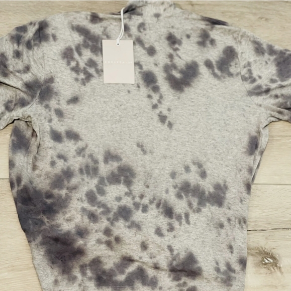 !!! NEW CHELSEA 28 Knit Wrap Front Top In Black- Grey Tie Dye, Size XS NWT - Picture 2 of 3